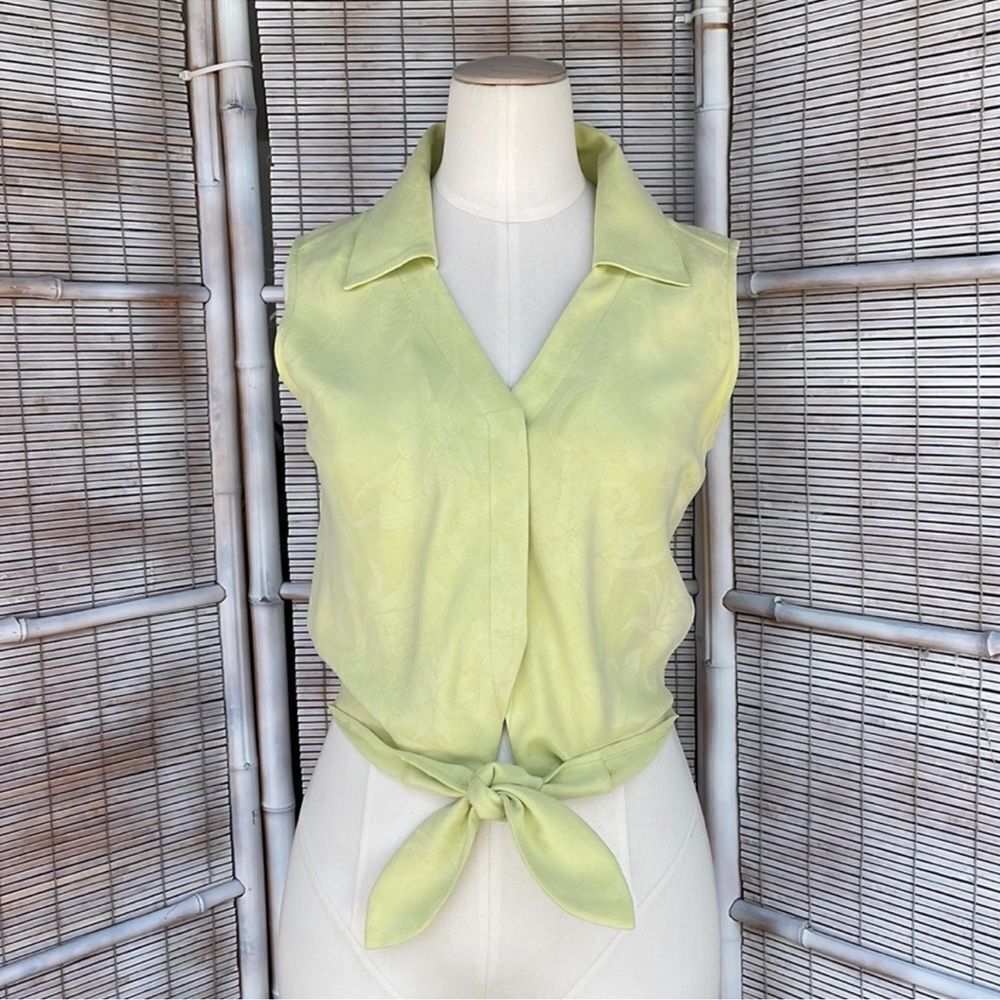 Tommy Bahama 100% silk blouse- Size 8
